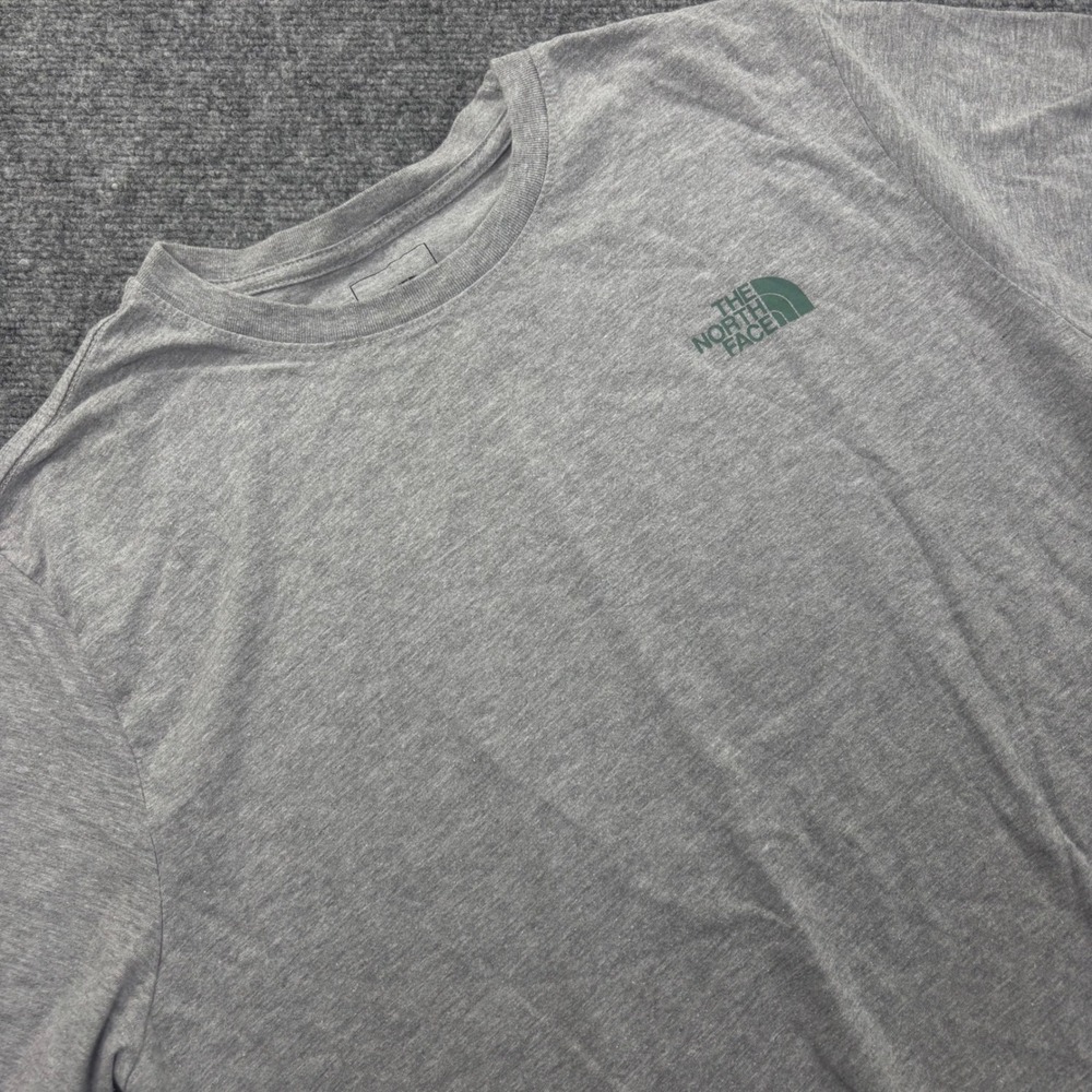 The North Face Graphic T-Shirt XL Gray Circular Design Never Stop Exploring Mens